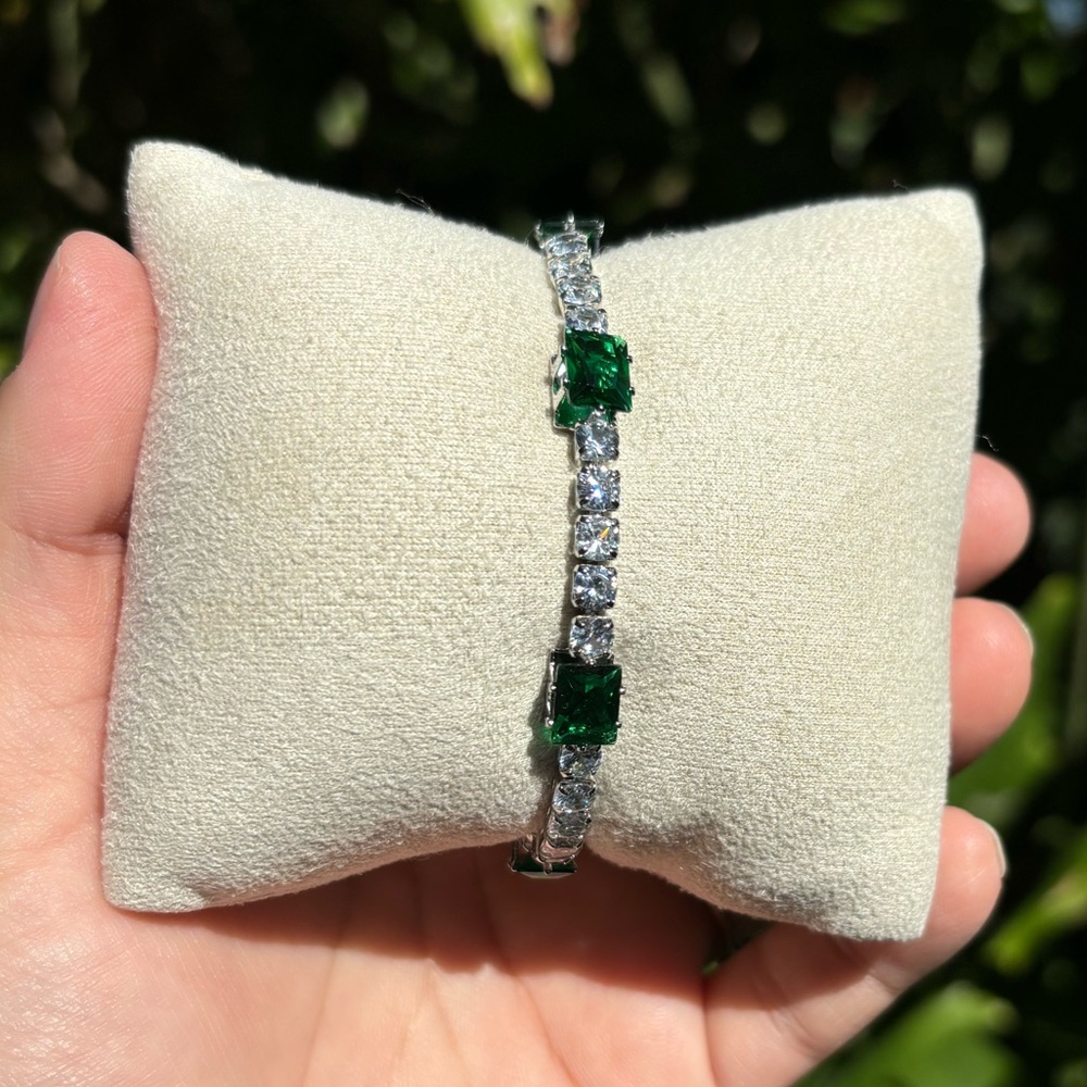 18K White Gold Plated Stainless Steel Emerald Green Diamond Tennis Bracelet